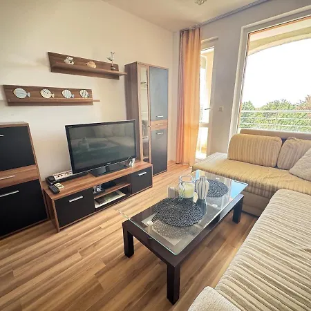 линоляни Daire *